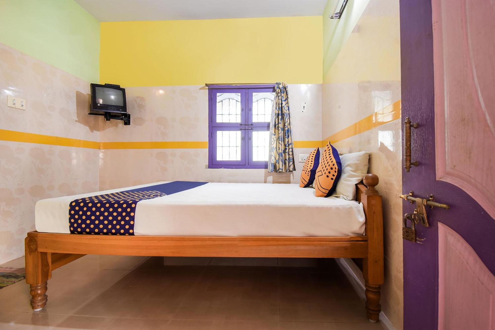 Hotel O K.S.Lodge Tribhuvanam Ngoại thất bức ảnh