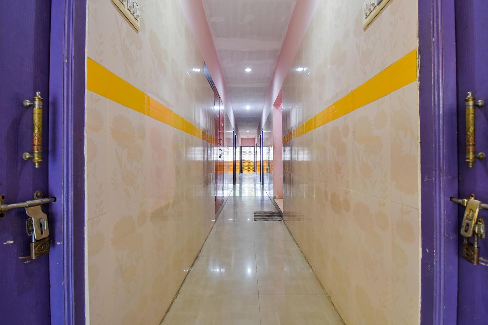 Hotel O K.S.Lodge Tribhuvanam Ngoại thất bức ảnh